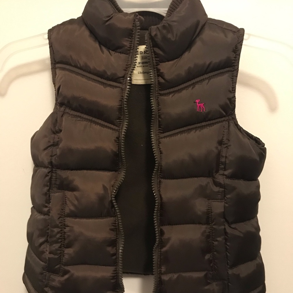 Girls puffer vest